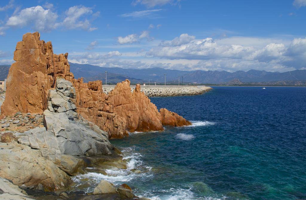 Agriturismo Turudhis 托尔托利 外观 照片